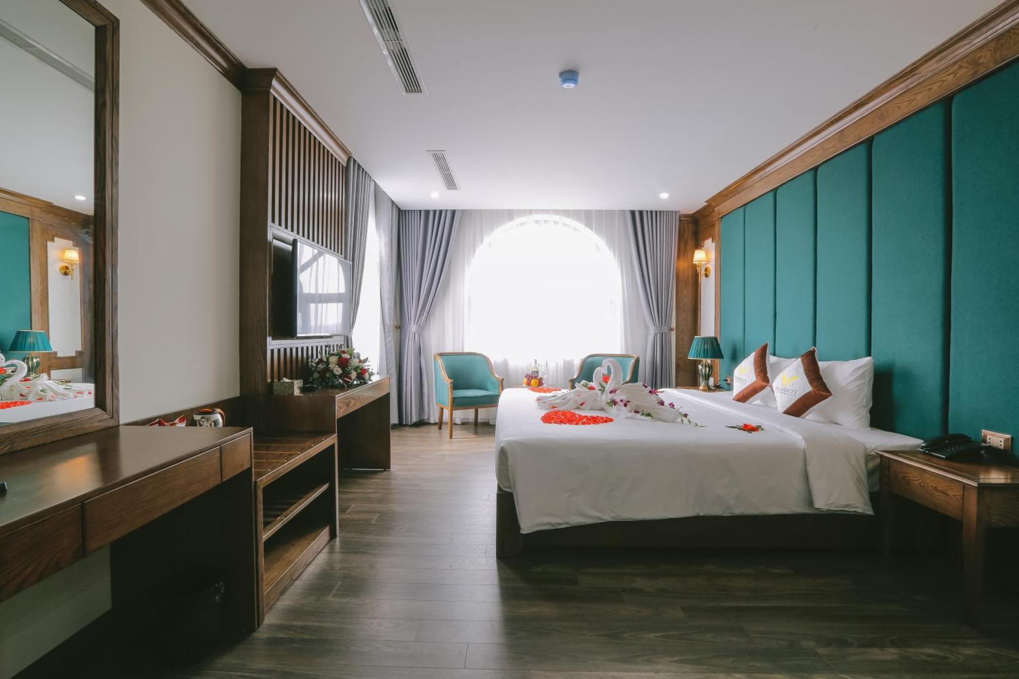 Prosperity Boutique Halong Hotel & Restaurent Hạ Long Extérieur photo