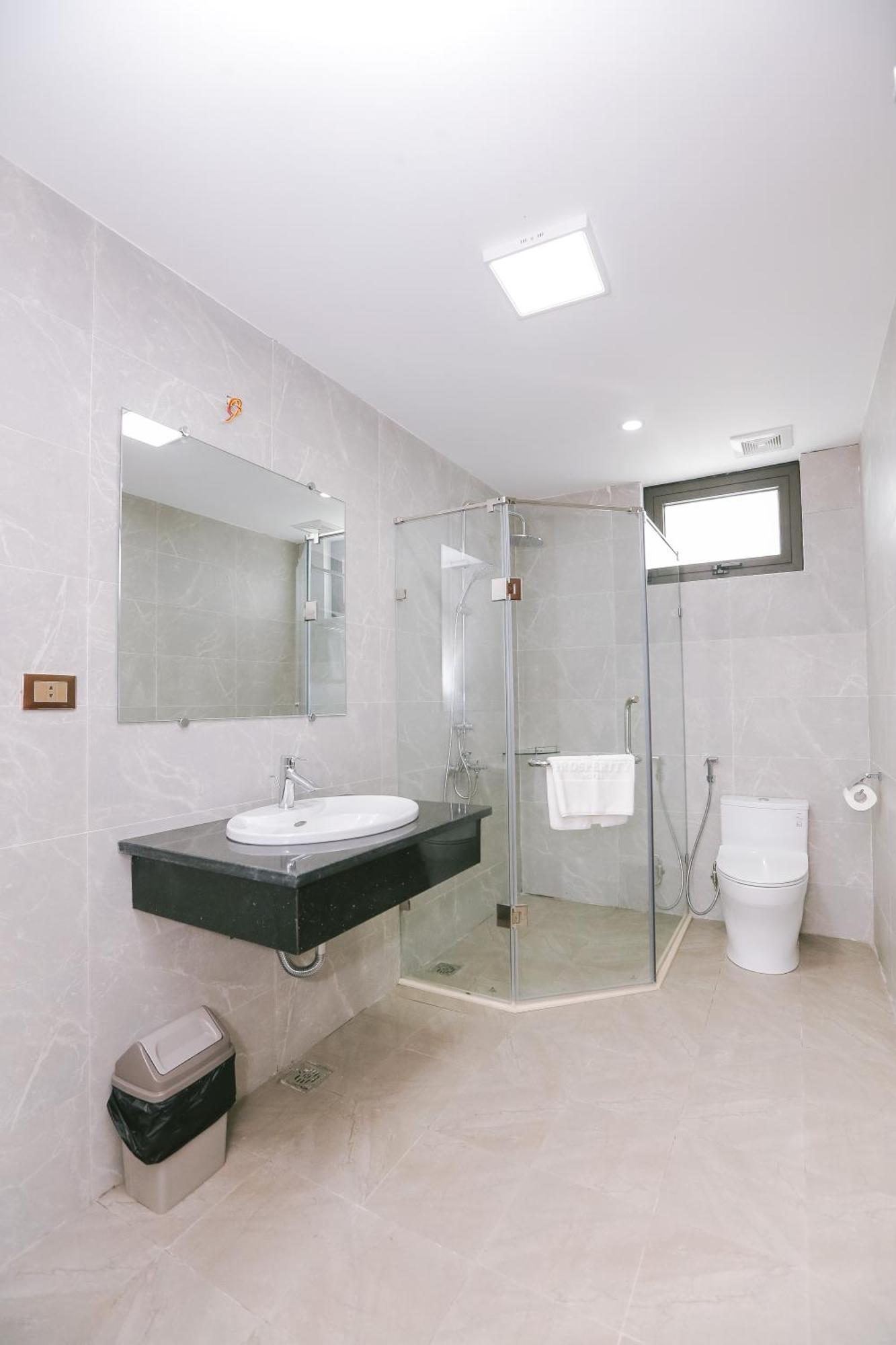 Prosperity Boutique Halong Hotel & Restaurent Hạ Long Extérieur photo