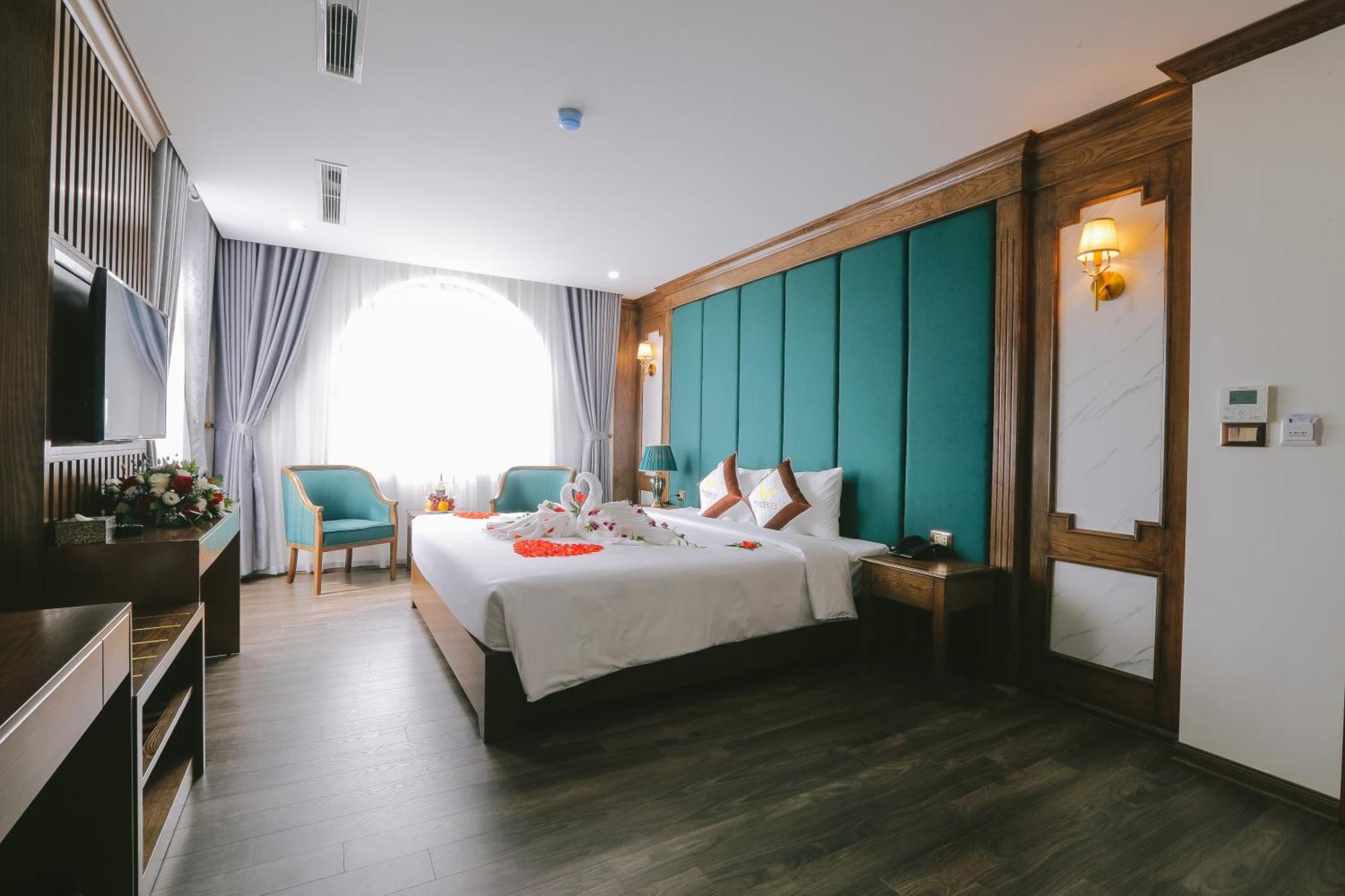 Prosperity Boutique Halong Hotel & Restaurent Hạ Long Extérieur photo